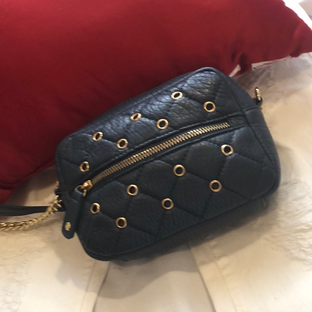 👗Navy Crossbody Bag - Picture 1 of 3
